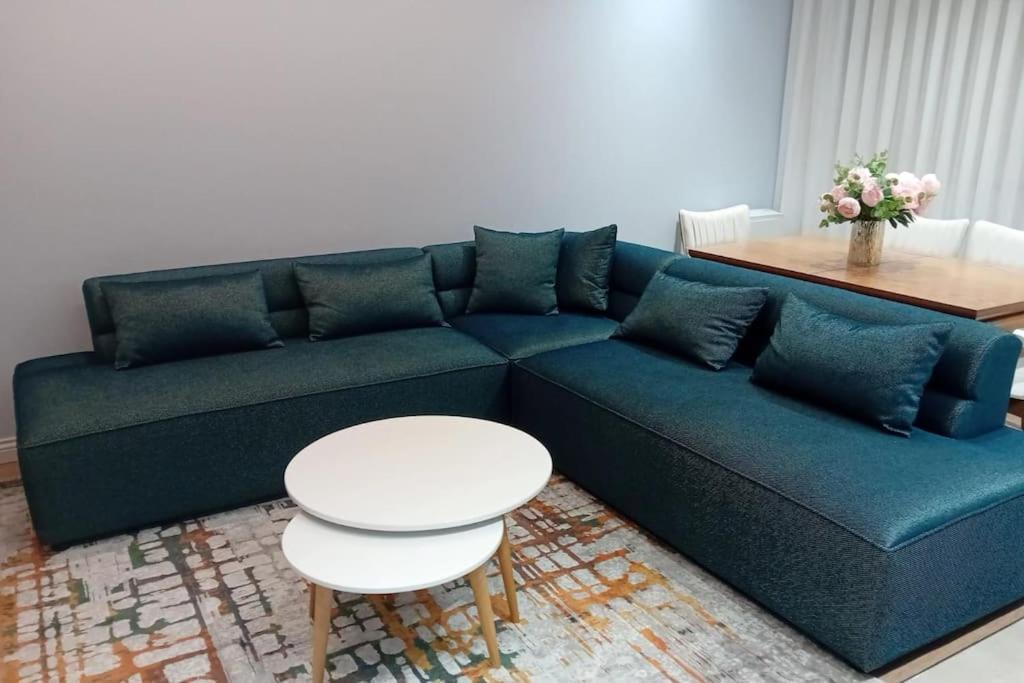 Tirana Road Blloku Area Apartment Екстериор снимка