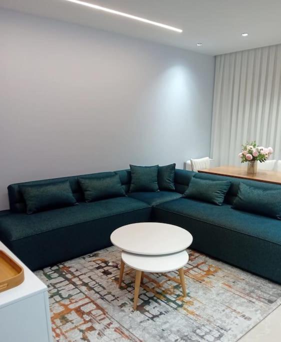 Tirana Road Blloku Area Apartment Екстериор снимка